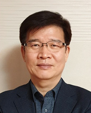 이춘일님의 목록 이미지입니다.